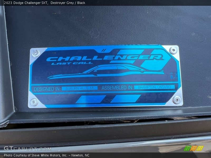Destroyer Grey / Black 2023 Dodge Challenger SXT