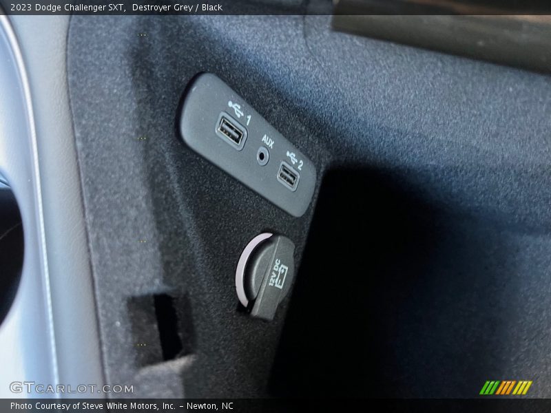 Destroyer Grey / Black 2023 Dodge Challenger SXT