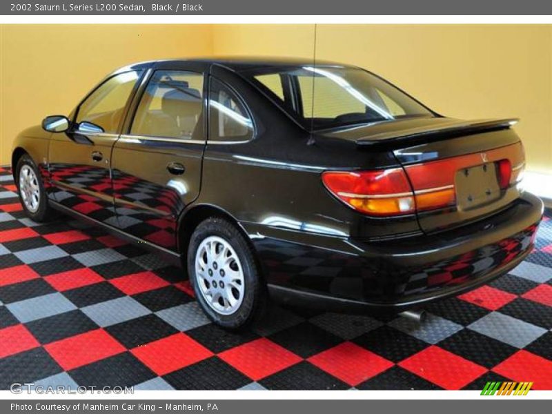 Black / Black 2002 Saturn L Series L200 Sedan