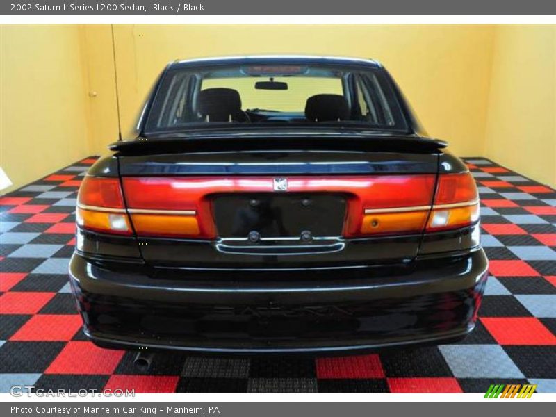 Black / Black 2002 Saturn L Series L200 Sedan