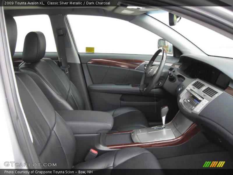 Classic Silver Metallic / Dark Charcoal 2009 Toyota Avalon XL