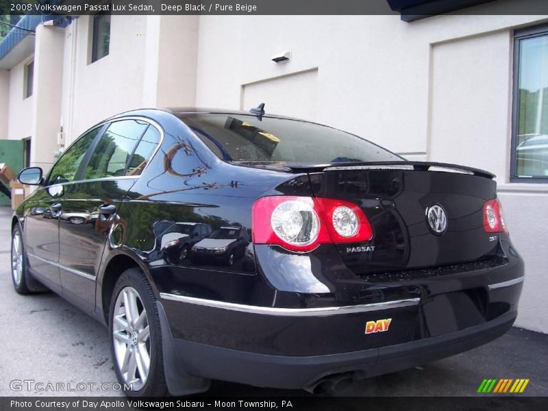 Deep Black / Pure Beige 2008 Volkswagen Passat Lux Sedan