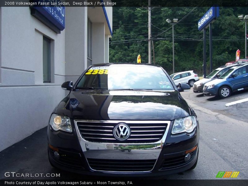 Deep Black / Pure Beige 2008 Volkswagen Passat Lux Sedan