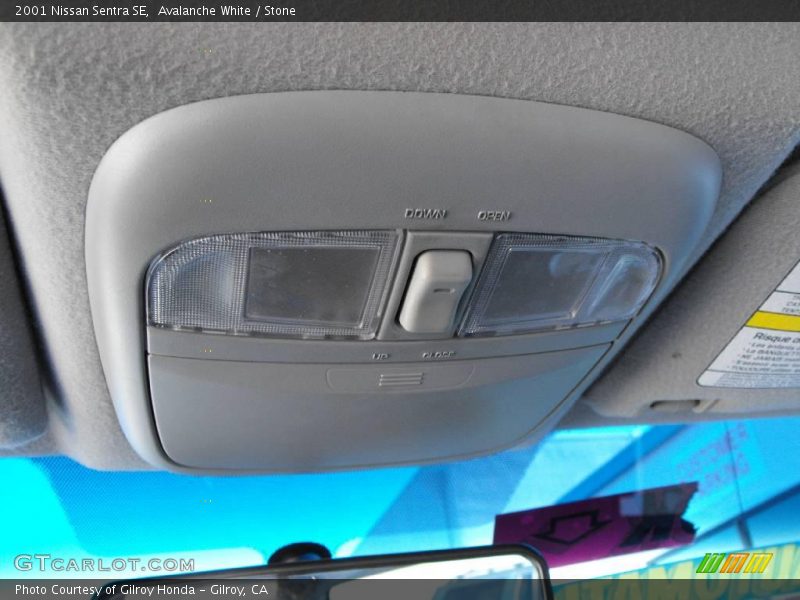 Avalanche White / Stone 2001 Nissan Sentra SE