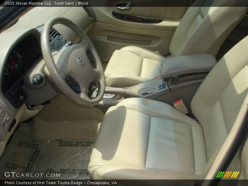 Sunlit Sand / Blond 2003 Nissan Maxima GLE