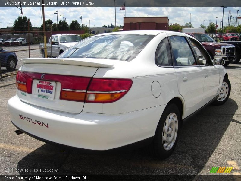 Bright White / Gray 2000 Saturn L Series LS Sedan