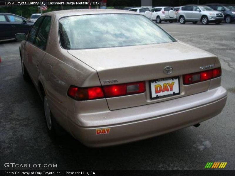 Cashmere Beige Metallic / Oak 1999 Toyota Camry CE