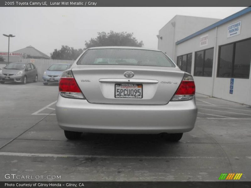 Lunar Mist Metallic / Gray 2005 Toyota Camry LE