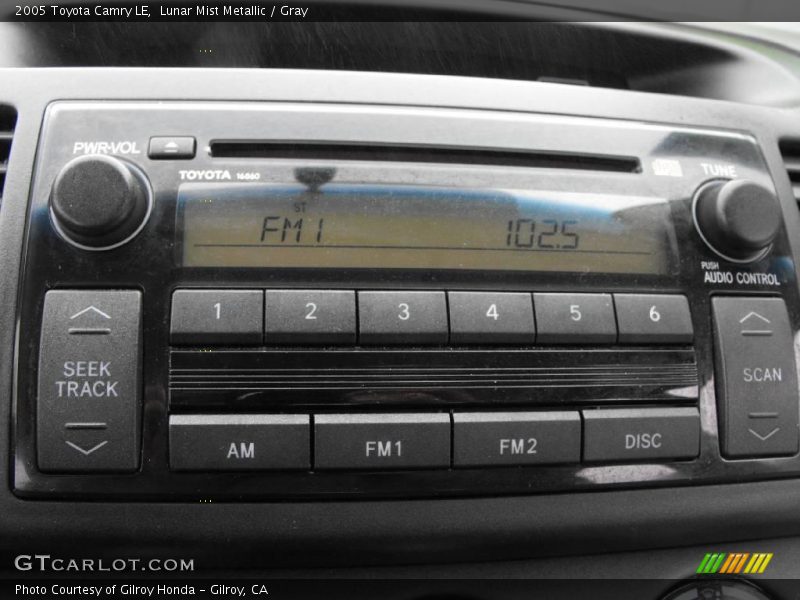 Lunar Mist Metallic / Gray 2005 Toyota Camry LE