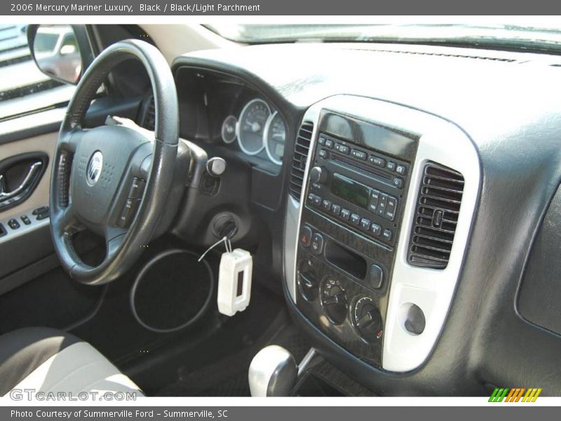 Black / Black/Light Parchment 2006 Mercury Mariner Luxury