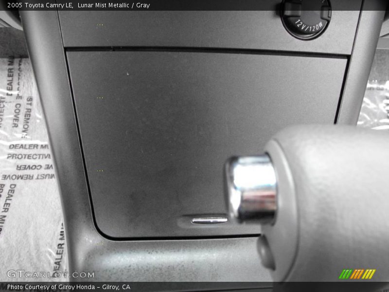 Lunar Mist Metallic / Gray 2005 Toyota Camry LE