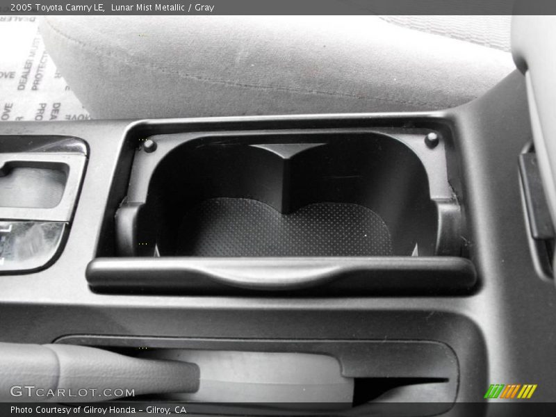 Lunar Mist Metallic / Gray 2005 Toyota Camry LE