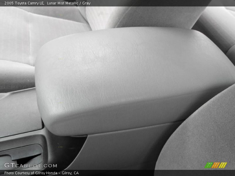 Lunar Mist Metallic / Gray 2005 Toyota Camry LE