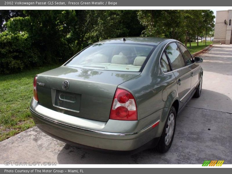 Fresco Green Metallic / Beige 2002 Volkswagen Passat GLS Sedan