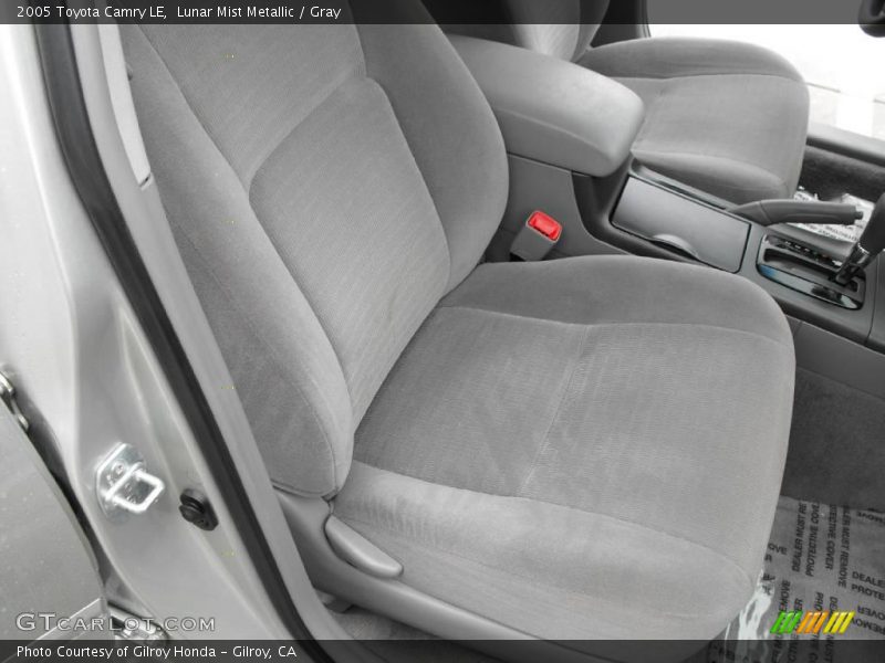 Lunar Mist Metallic / Gray 2005 Toyota Camry LE