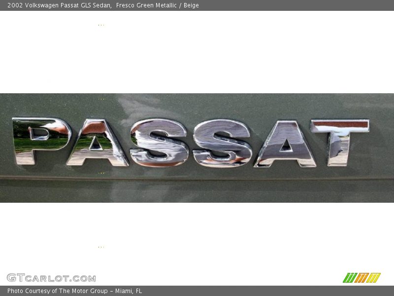 Fresco Green Metallic / Beige 2002 Volkswagen Passat GLS Sedan