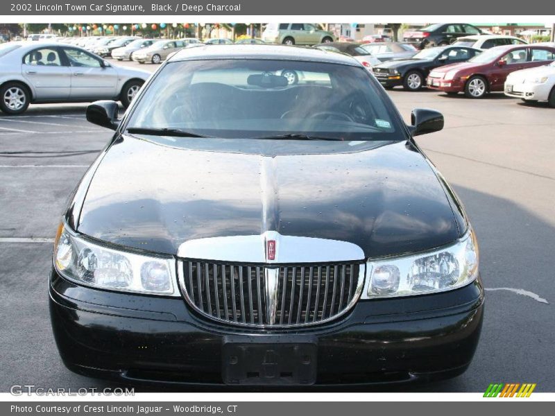 Black / Deep Charcoal 2002 Lincoln Town Car Signature
