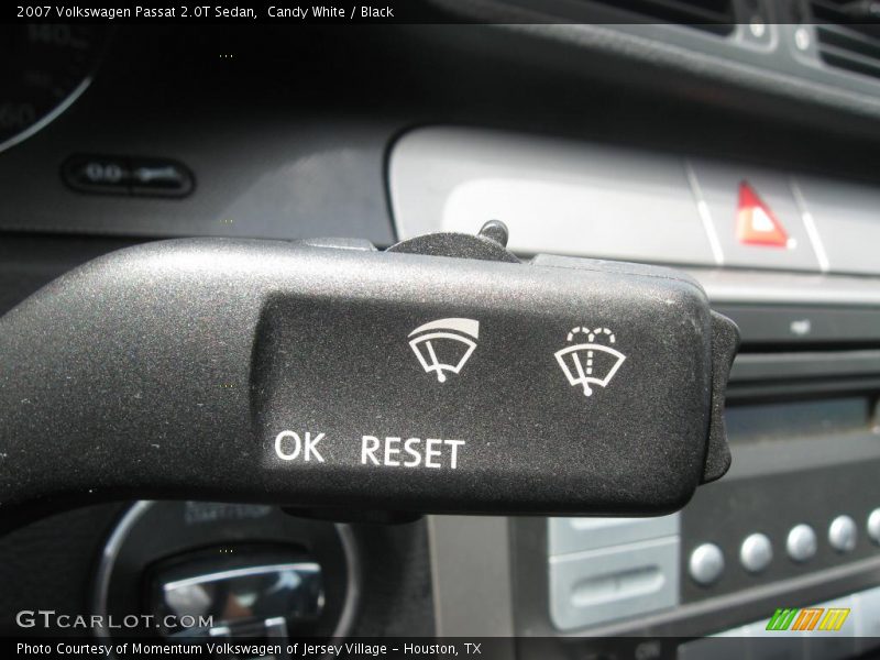 Candy White / Black 2007 Volkswagen Passat 2.0T Sedan