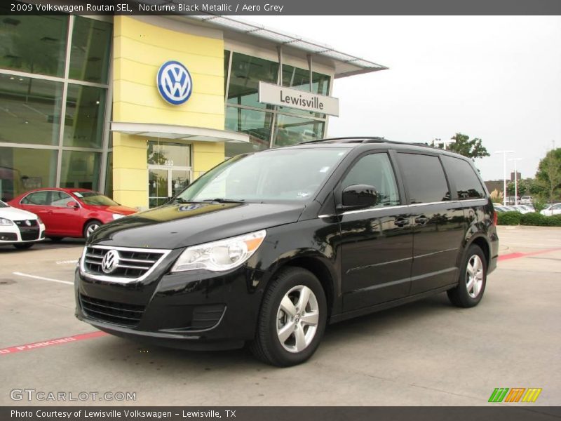Nocturne Black Metallic / Aero Grey 2009 Volkswagen Routan SEL