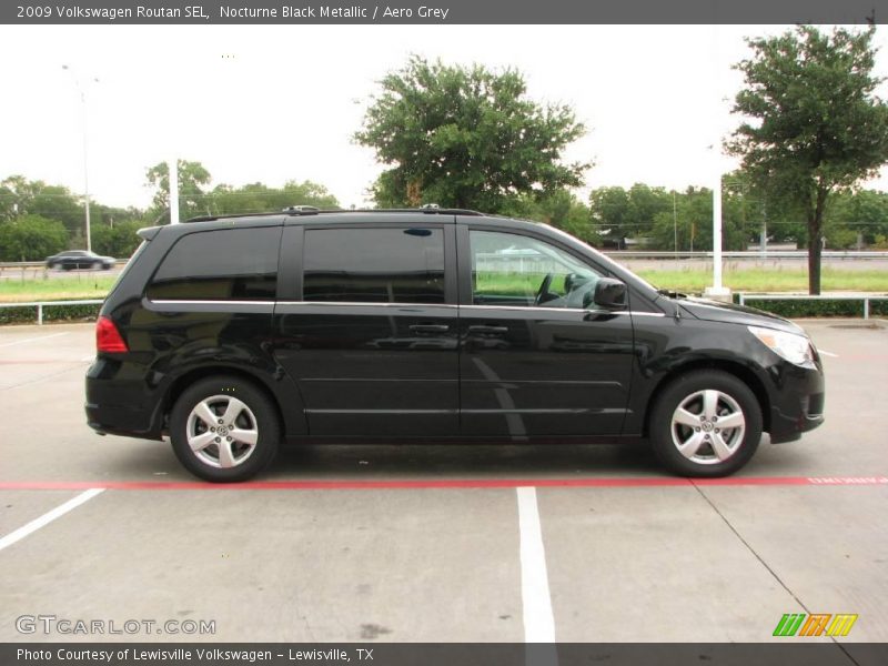 Nocturne Black Metallic / Aero Grey 2009 Volkswagen Routan SEL
