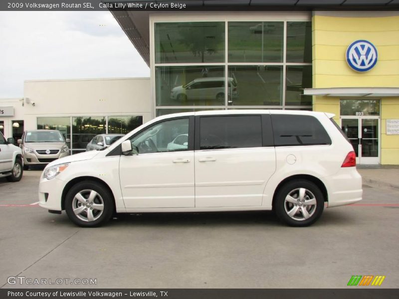 Calla Lilly White / Ceylon Beige 2009 Volkswagen Routan SEL