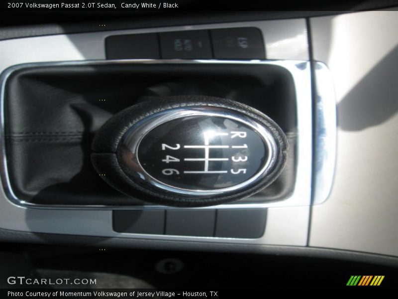Candy White / Black 2007 Volkswagen Passat 2.0T Sedan