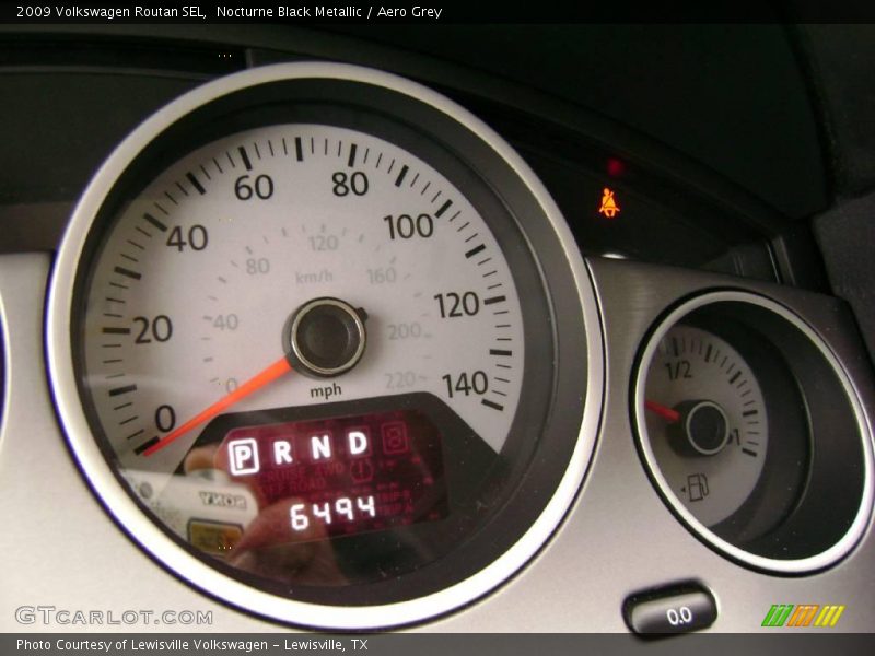 Nocturne Black Metallic / Aero Grey 2009 Volkswagen Routan SEL