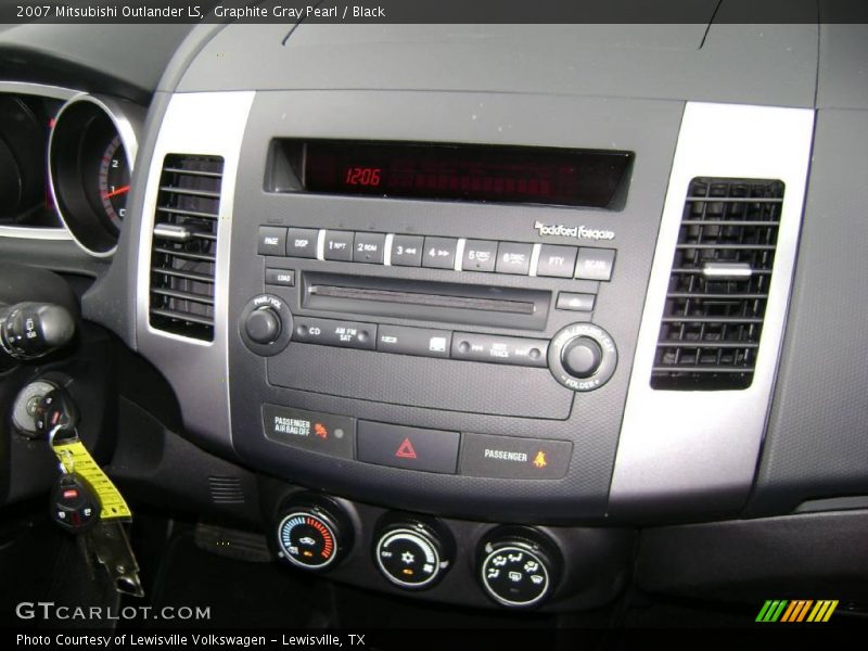 Graphite Gray Pearl / Black 2007 Mitsubishi Outlander LS