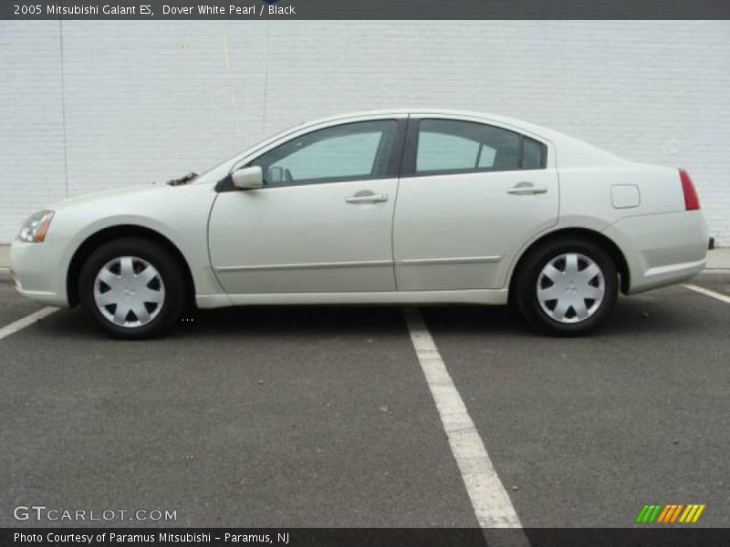 Dover White Pearl / Black 2005 Mitsubishi Galant ES