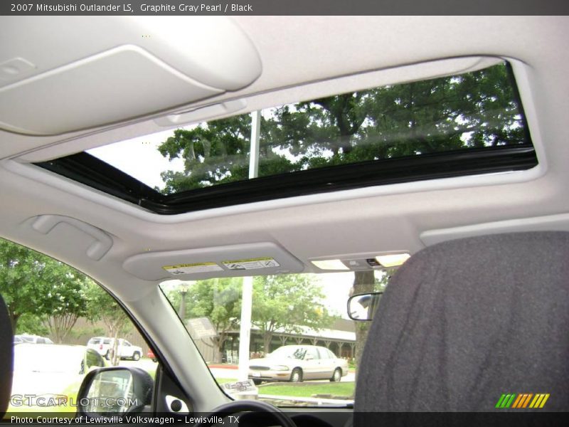 Graphite Gray Pearl / Black 2007 Mitsubishi Outlander LS