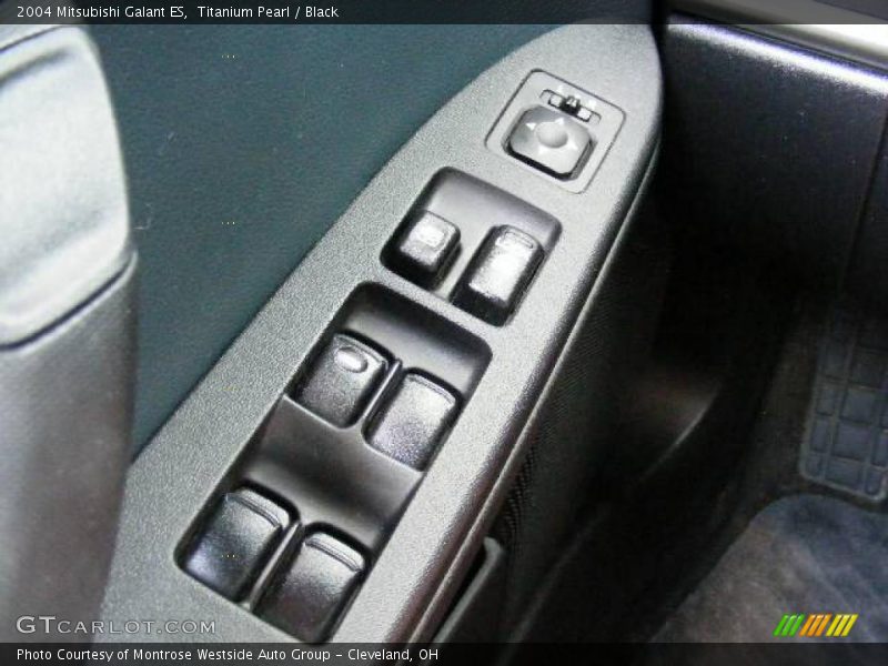 Titanium Pearl / Black 2004 Mitsubishi Galant ES