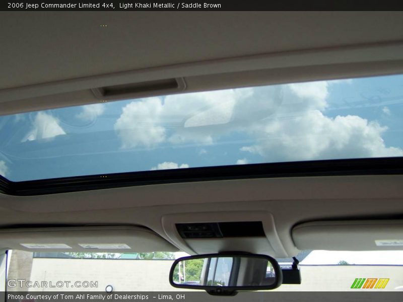 Light Khaki Metallic / Saddle Brown 2006 Jeep Commander Limited 4x4