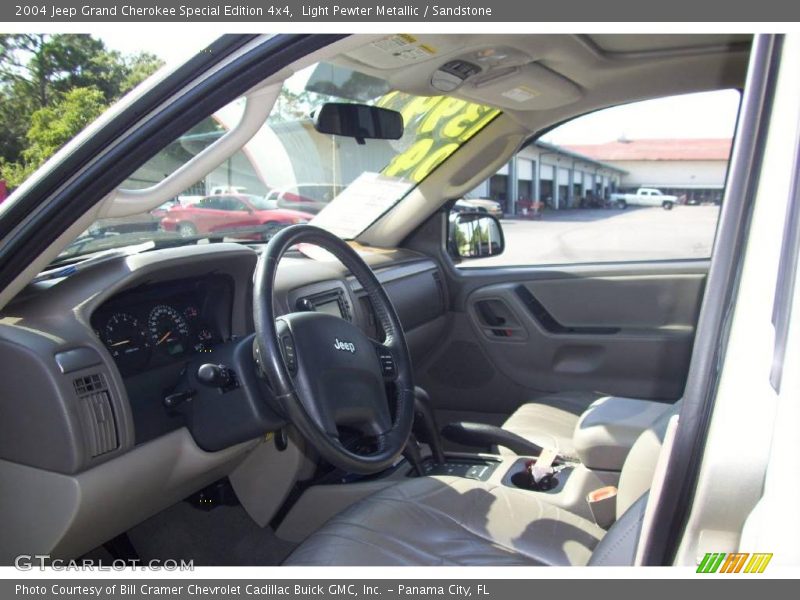 Light Pewter Metallic / Sandstone 2004 Jeep Grand Cherokee Special Edition 4x4