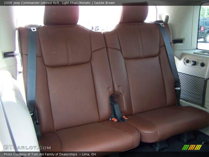 Light Khaki Metallic / Saddle Brown 2006 Jeep Commander Limited 4x4