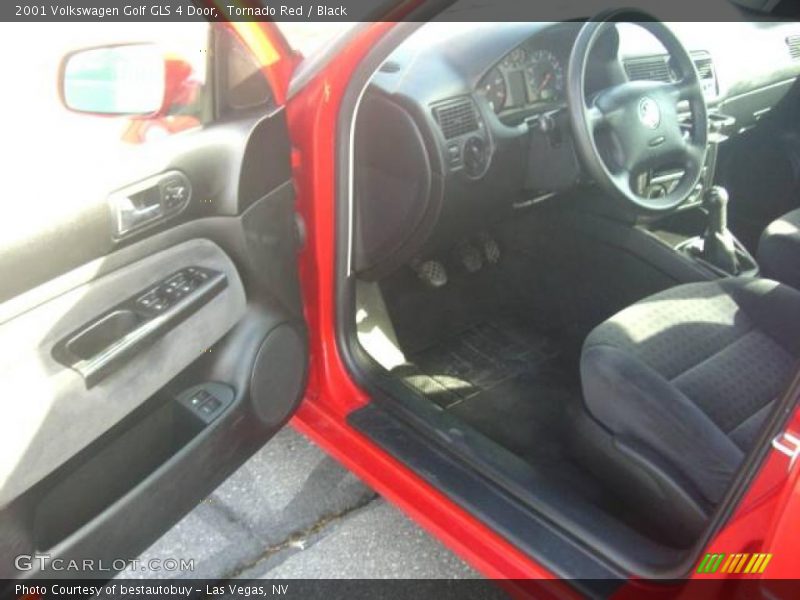Tornado Red / Black 2001 Volkswagen Golf GLS 4 Door