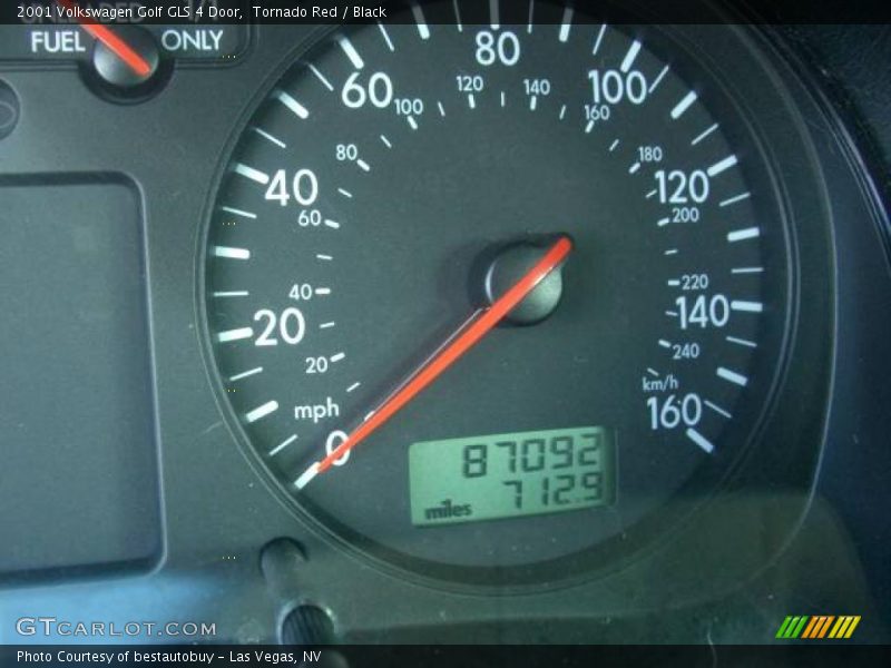 Tornado Red / Black 2001 Volkswagen Golf GLS 4 Door