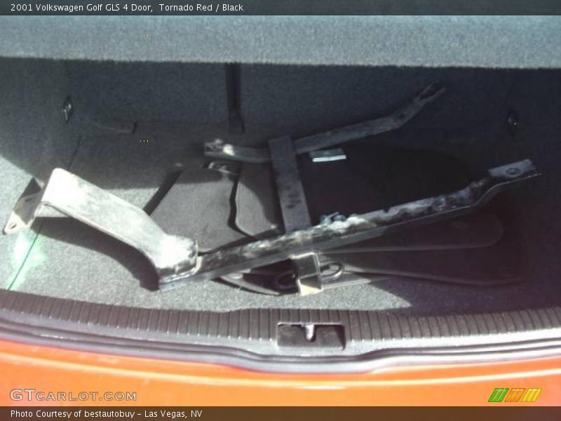 Tornado Red / Black 2001 Volkswagen Golf GLS 4 Door