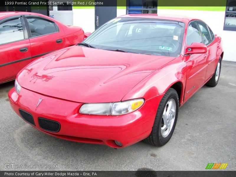 Bright Red / Graphite 1999 Pontiac Grand Prix SE Sedan