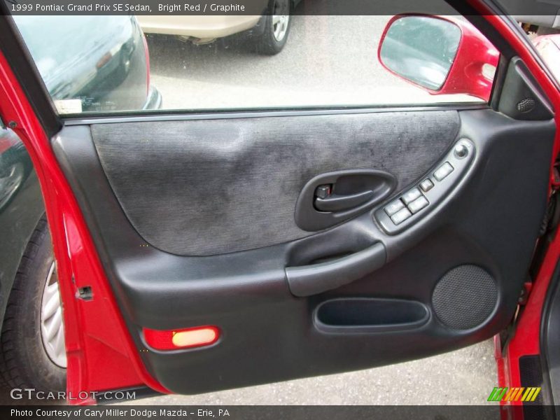 Bright Red / Graphite 1999 Pontiac Grand Prix SE Sedan