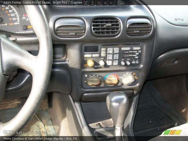 Bright Red / Graphite 1999 Pontiac Grand Prix SE Sedan