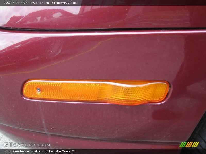 Cranberry / Black 2001 Saturn S Series SL Sedan