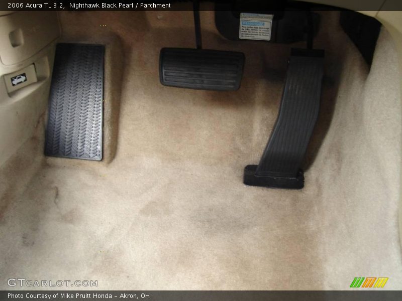Nighthawk Black Pearl / Parchment 2006 Acura TL 3.2