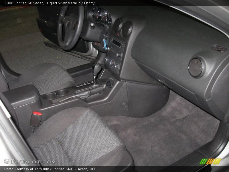 Liquid Silver Metallic / Ebony 2006 Pontiac G6 Sedan