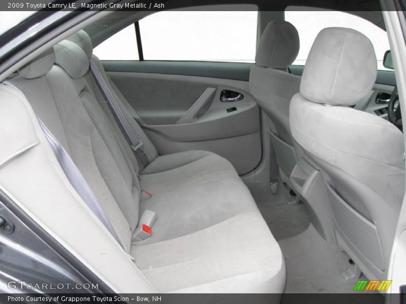 Magnetic Gray Metallic / Ash 2009 Toyota Camry LE
