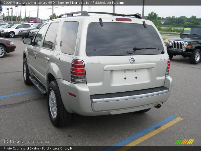 Satellite Silver Metallic / Pebble/Light Parchment 2006 Mercury Mariner Luxury 4WD