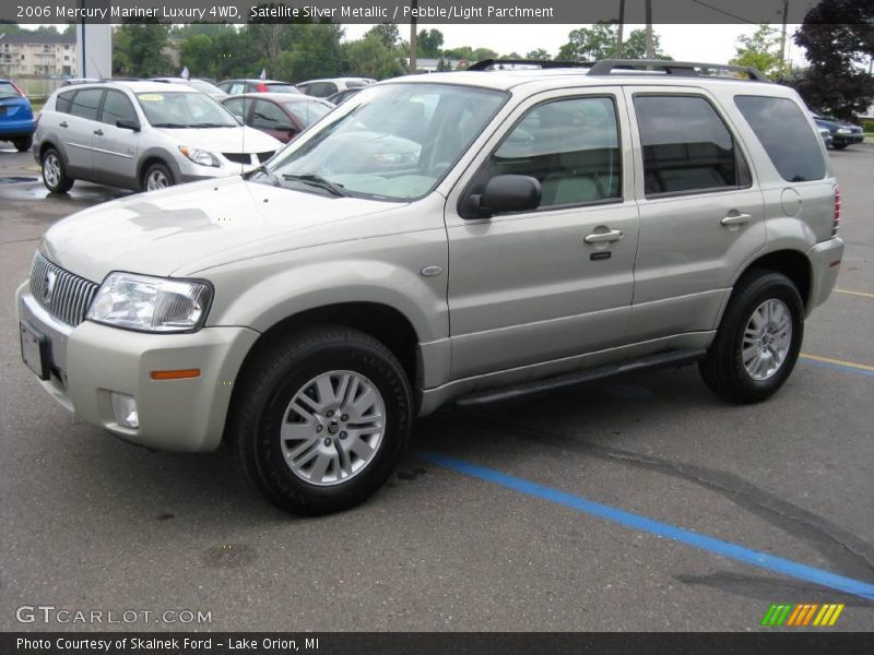 Satellite Silver Metallic / Pebble/Light Parchment 2006 Mercury Mariner Luxury 4WD