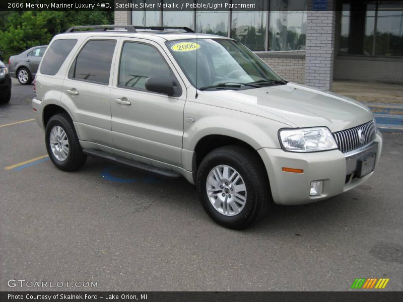Satellite Silver Metallic / Pebble/Light Parchment 2006 Mercury Mariner Luxury 4WD