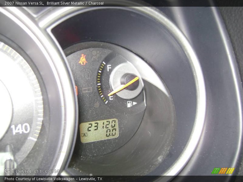 Brilliant Silver Metallic / Charcoal 2007 Nissan Versa SL