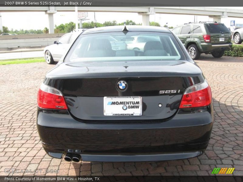 Jet Black / Grey 2007 BMW 5 Series 525i Sedan