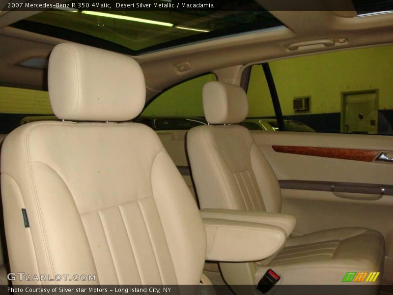 Desert Silver Metallic / Macadamia 2007 Mercedes-Benz R 350 4Matic